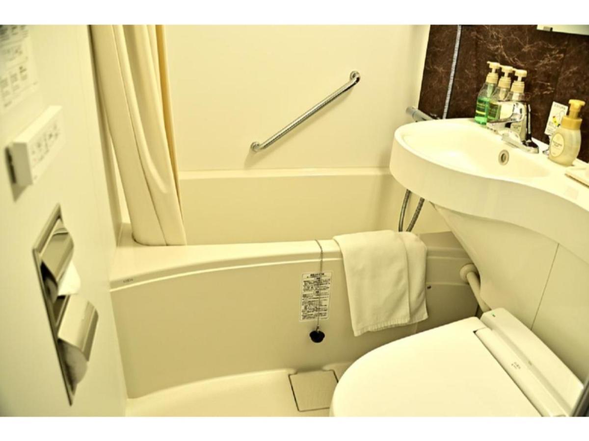 Takasaki Urban Hotel - Vacation Stay 84144 Екстер'єр фото